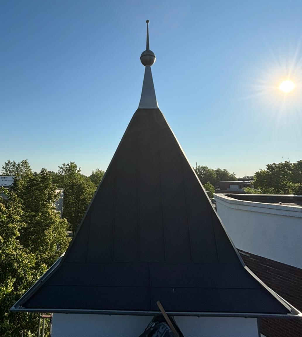 Wiederaufbau von Eckturm und Erker – Projektfoto