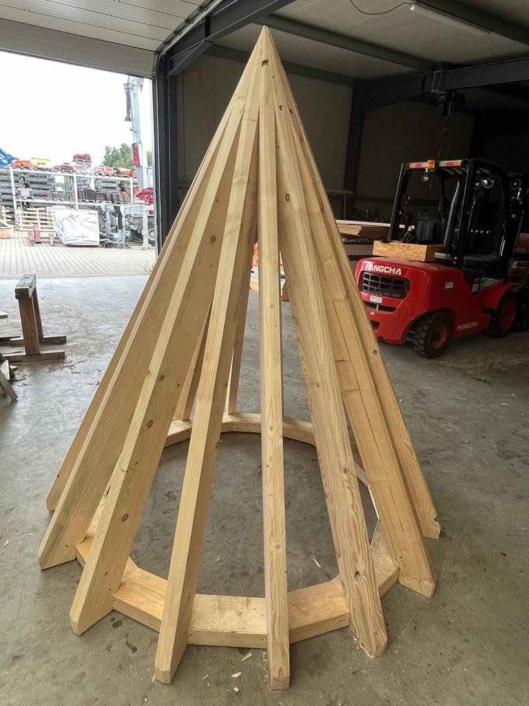 Wiederaufbau von Eckturm und Erker – Projektfoto
